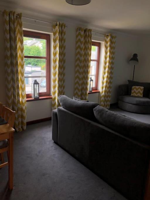 Nevis Apartment Located In Fort William Centre Bagian luar foto