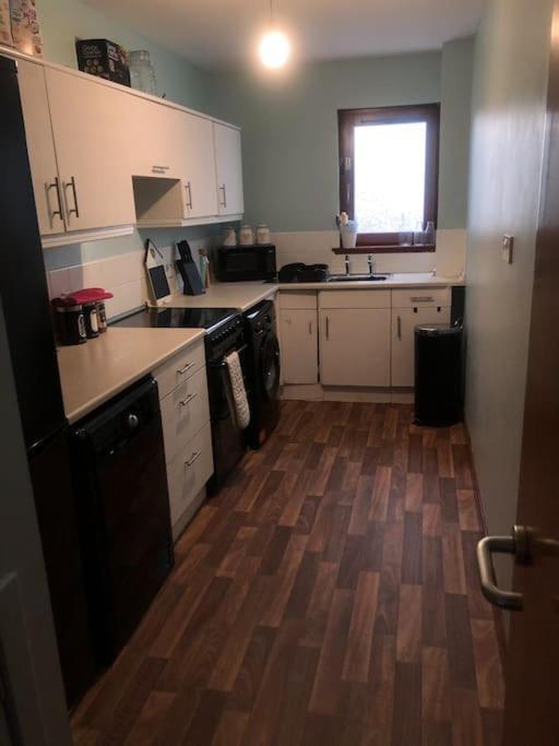 Nevis Apartment Located In Fort William Centre Bagian luar foto