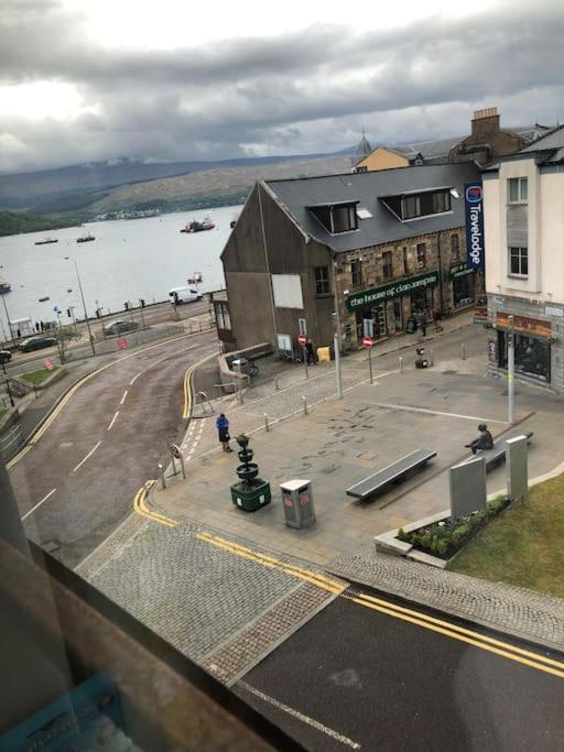 Nevis Apartment Located In Fort William Centre Bagian luar foto