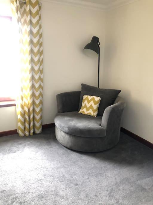 Nevis Apartment Located In Fort William Centre Bagian luar foto
